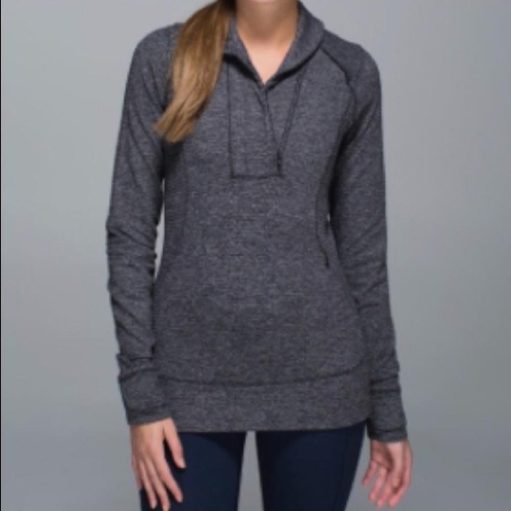 Lululemon 1/2 Zip Long Sleeves